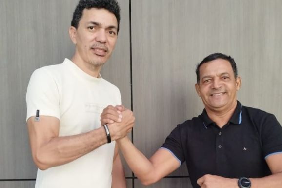 Ex-jogador Rosivaldo Peteleco é o novo executivo de futebol no River