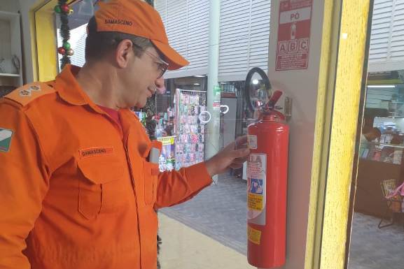 Dia do Bombeiro: CBMRR fará blitze educativas em pontos estratégicos em quatro municípios de Roraima