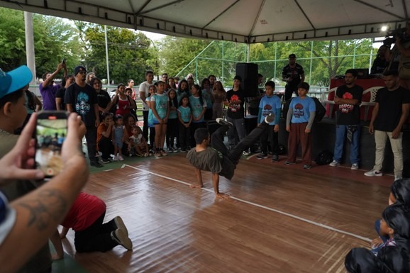 Alunos de breakdance e futebol do CCJuv se apresentam em evento cultural ‘Conexão de Rua’ neste sábado