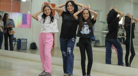 Prática do K-Pop promove bem-estar físico e social a crianças atendidas pelo CCJuv