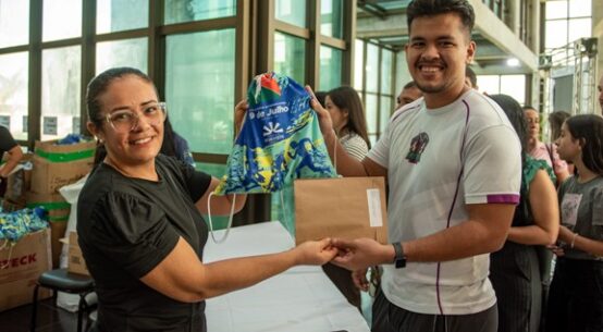 Prefeitura inicia entrega dos kits da Corrida 9 de Julho 2025