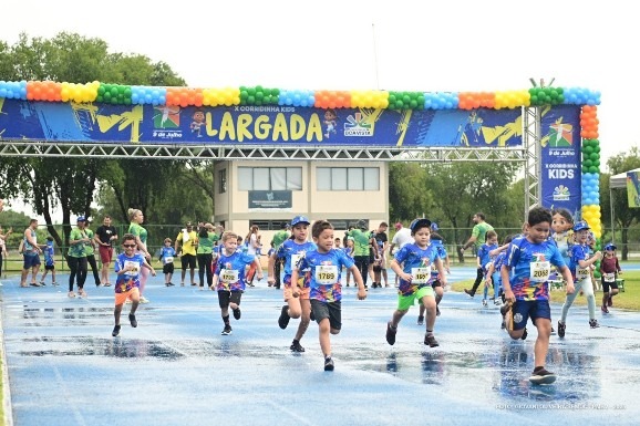 Boa Vista 135 Anos: miniatletas e famílias se divertem em corridinhas que celebram aniversário da capital