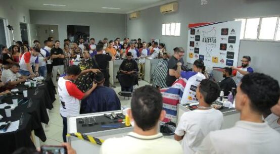 Escolegis marca presença em evento que impulsiona o setor de barbearia em Boa Vista