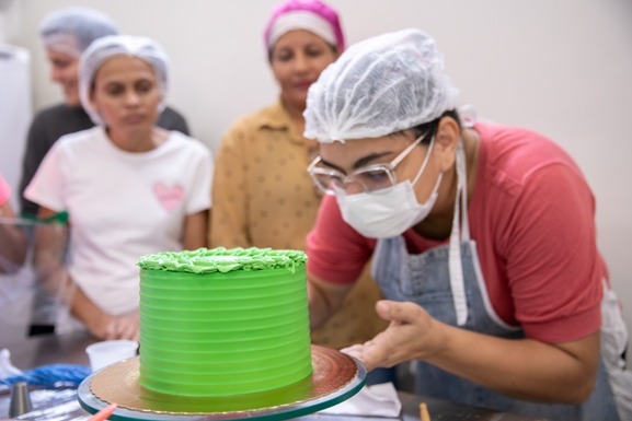 Escolegis oferta 370 vagas para cursos de saúde, estética, culinária na capital e interior de Roraima