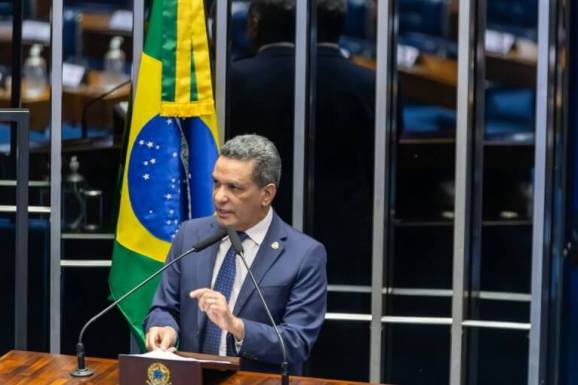 Anatel impõe nova exigência a pequenos provedores e senador propõe medidas para evitar prejuízos ao setor