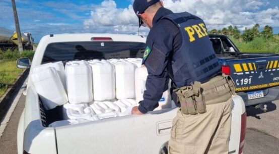 PRF-RR apreende duas toneladas de agrotóxicos e motocicletas adulteradas