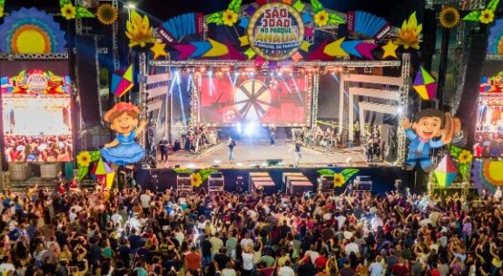 São João no Parque Anauá: arraial inicia com público de 50 mil pessoas e show de Israel & Rodolffo
