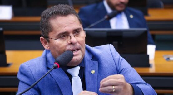 PL de Albuquerque busca facilitar a emissão de habilitação aquaviária para pescadores não alfabetizados