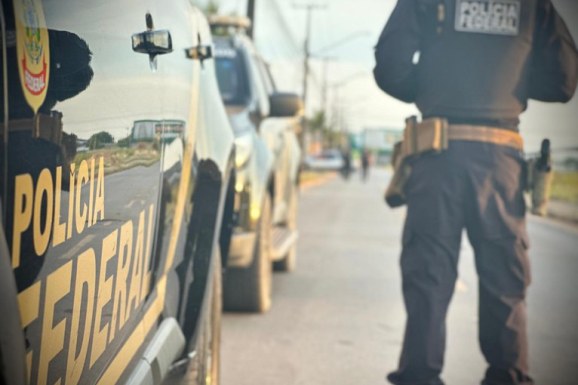Polícia Federal efetua prisão preventiva de piloto de garimpo em Roraima