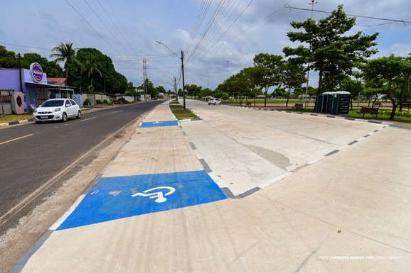 Prefeitura implanta novas áreas de estacionamento em praças de Boa Vista