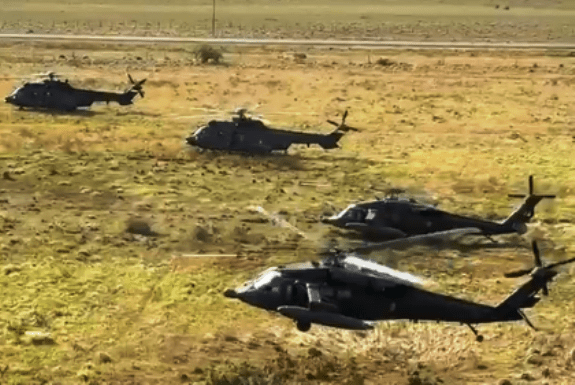 Operação Atlas: tropas especializadas do Exército realizam assalto aeromóvel durante treinamento em Roraima