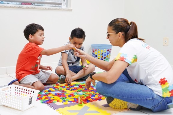 Sente, Cuida e Faz: programa da ALERR vira exemplo de política pública de inclusão