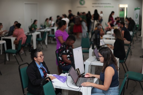 Defensoria agiliza demandas de família em mutirão que segue esta quarta-feira