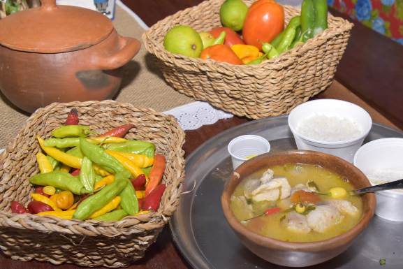 Diversidade gastronômica: pratos típicos conquistam o público na quarta noite da Expoferr Show 2025