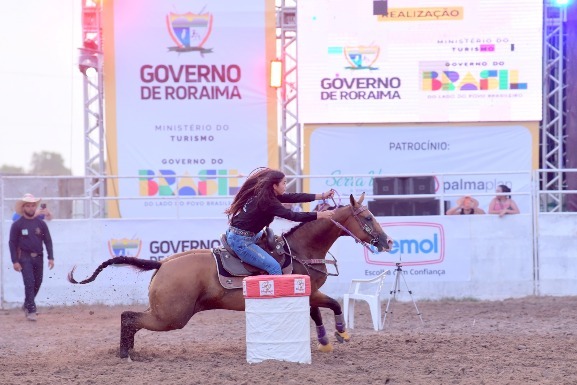 Segundo dia da Expoferr Show 2025 começa com disputas de provas equestres
