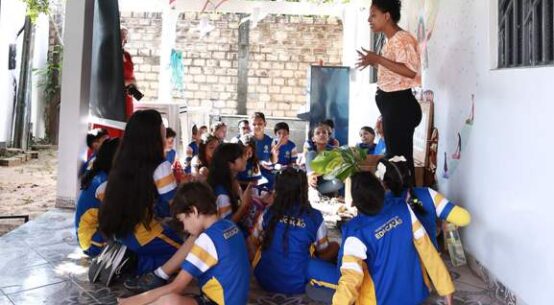 Estudantes realizam visitas à Ocupação “Travessia”