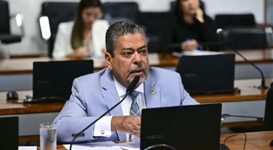 Senador Dr Hiran defende a redução de impostos e celebra aprovação da nova faixa de isenção do imposto de renda
