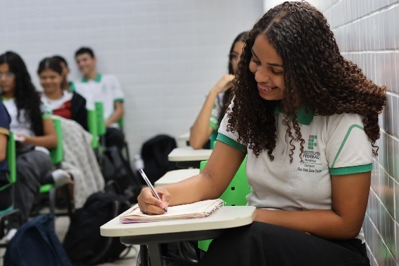 IFRR/Zona Oeste oferta mais de 100 vagas em cursos técnicos em Administração, Design Gráfico e Publicidade