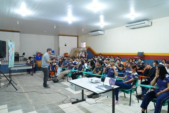 Mais de 3.500 estudantes de Roraima escolhem profissão com ajuda do teste vocacional do Inovem