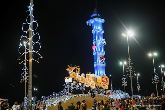 Acendimento das luzes no Parque do Rio Branco inicia temporada natalina em Boa Vista