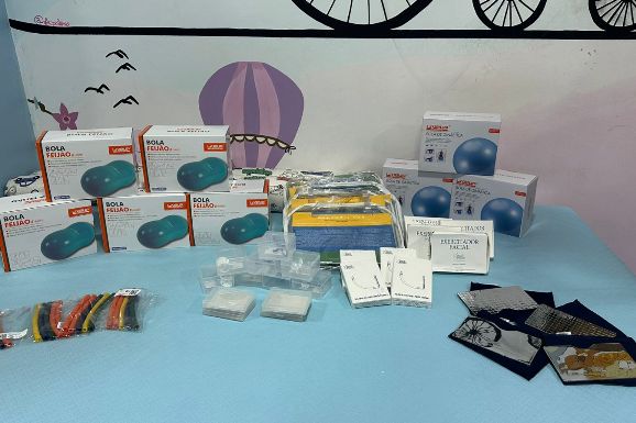 Sesau reforça rede de reabilitação com novos materiais para fisioterapia e fonoaudiologia
