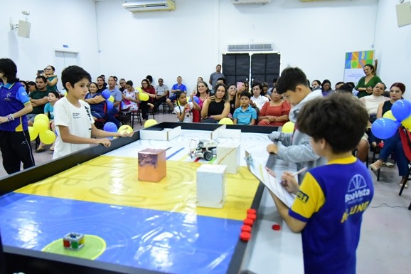 Curso de Robótica 2025 encerra com 10º Torneio Municipal reunindo mais de 60 alunos