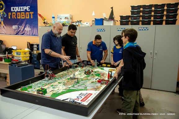 Alunos de Robótica da Prefeitura de Boa Vista se preparam para competição internacional