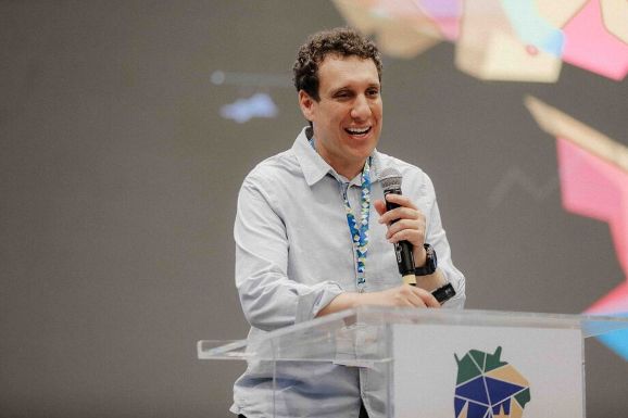 Seplan realiza cerimônia do Prêmio Milton Nascimento com palestra do economista Samy Dana