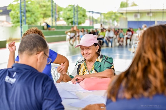 Mais de 300 moradores foram atendidos durante ação de regularização fundiária no Araceli