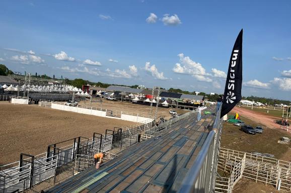 Sicredi marca presença na Expoferr 2025 com condições especiais em consórcios e seguros