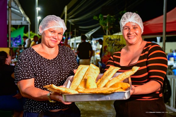 Prefeitura abre inscrições para ambulantes atuarem no Carnaval 2026