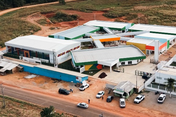 Obras da primeira escola de tempo integral em Boa Vista, entram na fase final