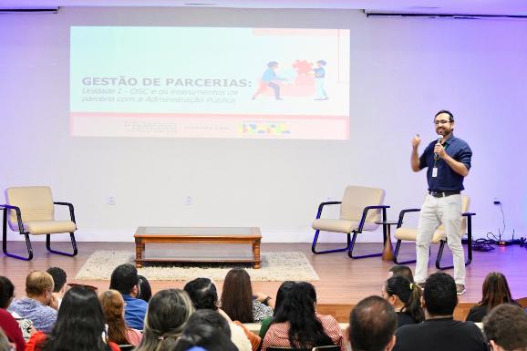 Setrabes oferece curso para melhorar a gestão de projetos com organizações sociais em Roraima