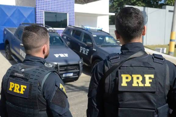 Operação Ano Novo: PRF reforça fiscalização nas rodovias do país