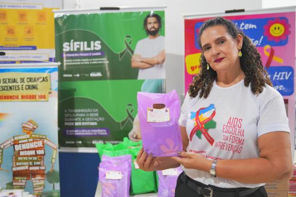 Dezembro Vermelho: mês alusivo reforça empatia para combater o preconceito ao HIV/Aids