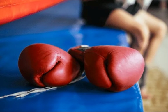 UFRR oferta aulas introdutórias de boxe para mulheres e membros da comunidade LGBTQI+