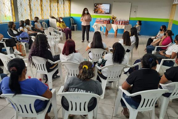 Contra a violência: Programa Justiça Comunitária do TJRR realiza palestras em escolas