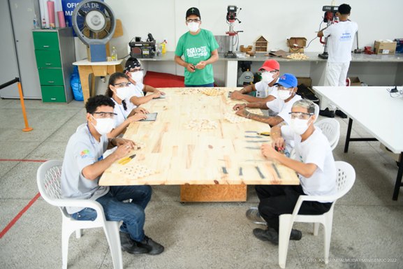 Oficina de marcenaria: Mais que uma atividade, um ofício para a vida de integrantes do Projeto Crescer