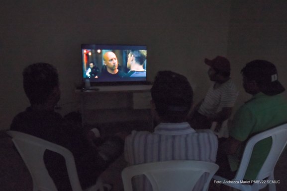 Sessão de cinema promove atividades voltadas a pessoas em situação de rua