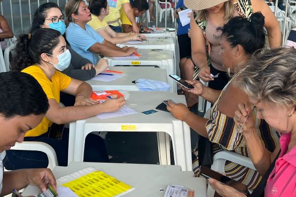 Governo sem Parar atendeu aproximadamente mil pessoas neste sábado