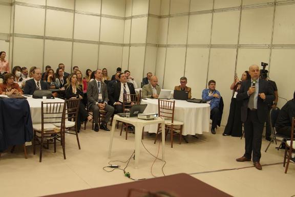 Servidores da ALERR participam de eventos simultâneos na 25ª Unale