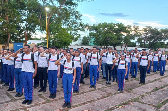 Sorteio de vagas para colégios estaduais militarizados e civis acontece nesta quarta-feira