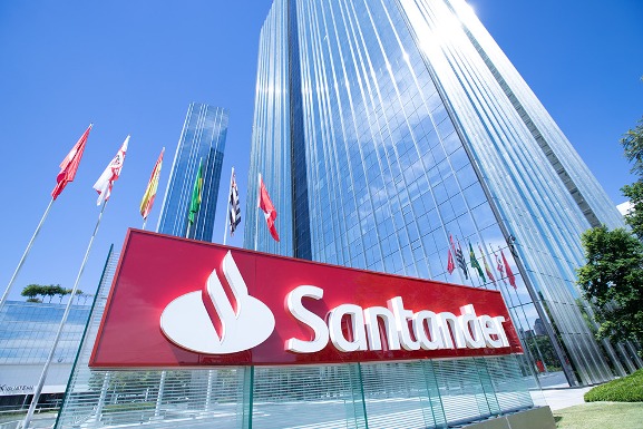 Santander anuncia 1 milhão de bolsas de inglês