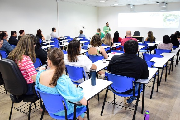 TJRR promove palestra sobre alternativas para a redução da dependência de combustíveis fósseis