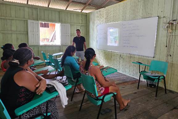 Baixo Rio Branco: Estudantes de comunidades ribeirinhas iniciam ano letivo 2023