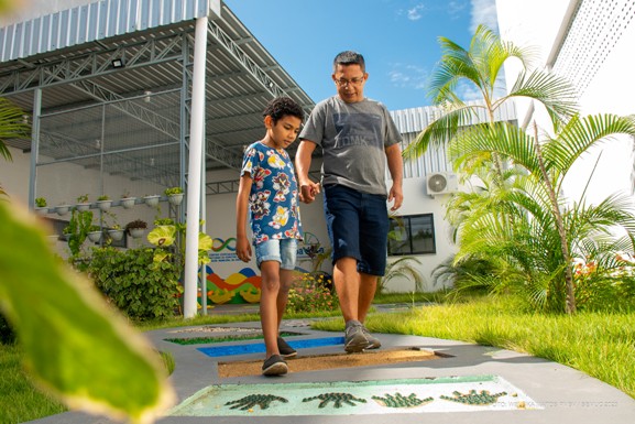 Pais de crianças autistas celebram evolução dos filhos acompanhados pelo Centro Especializado de Boa Vista