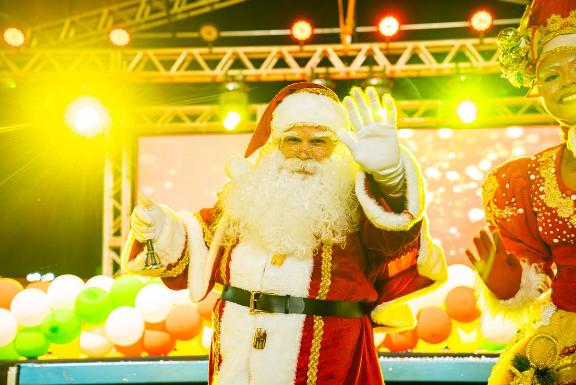 Domingo tem Chegada do Papai Noel inclusiva no Pátio Roraima Shopping