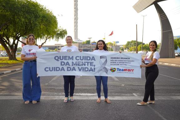 Janeiro Branco: em última ação de campanha, ALE-RR faz panfletagem nas ruas sobre bem-estar mental