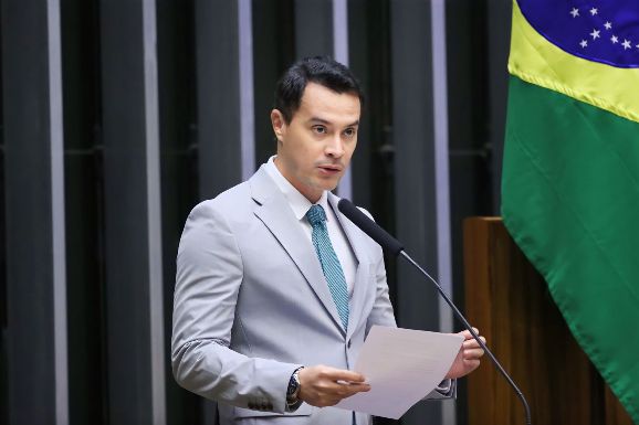 Comissão aprova projeto do deputado Zé Haroldo para criação de delegacias especializadas em proteção animal