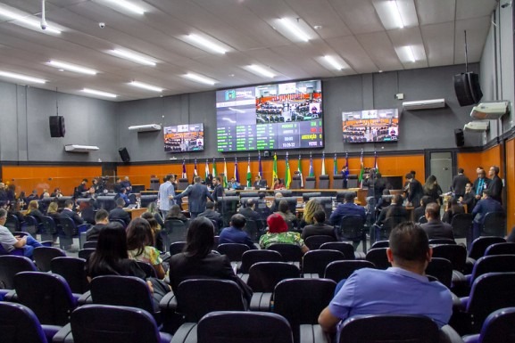 Mais segurança: ALE-RR aprova substitutivo que regulamenta função de salva-vidas em ambientes aquáticos